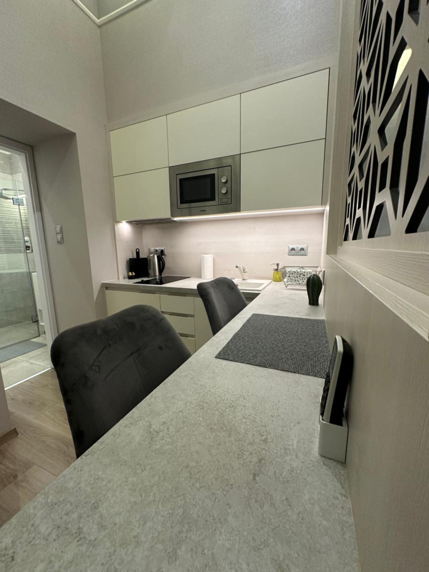 Revay 20 Suites By Corall Budapest Exterior photo