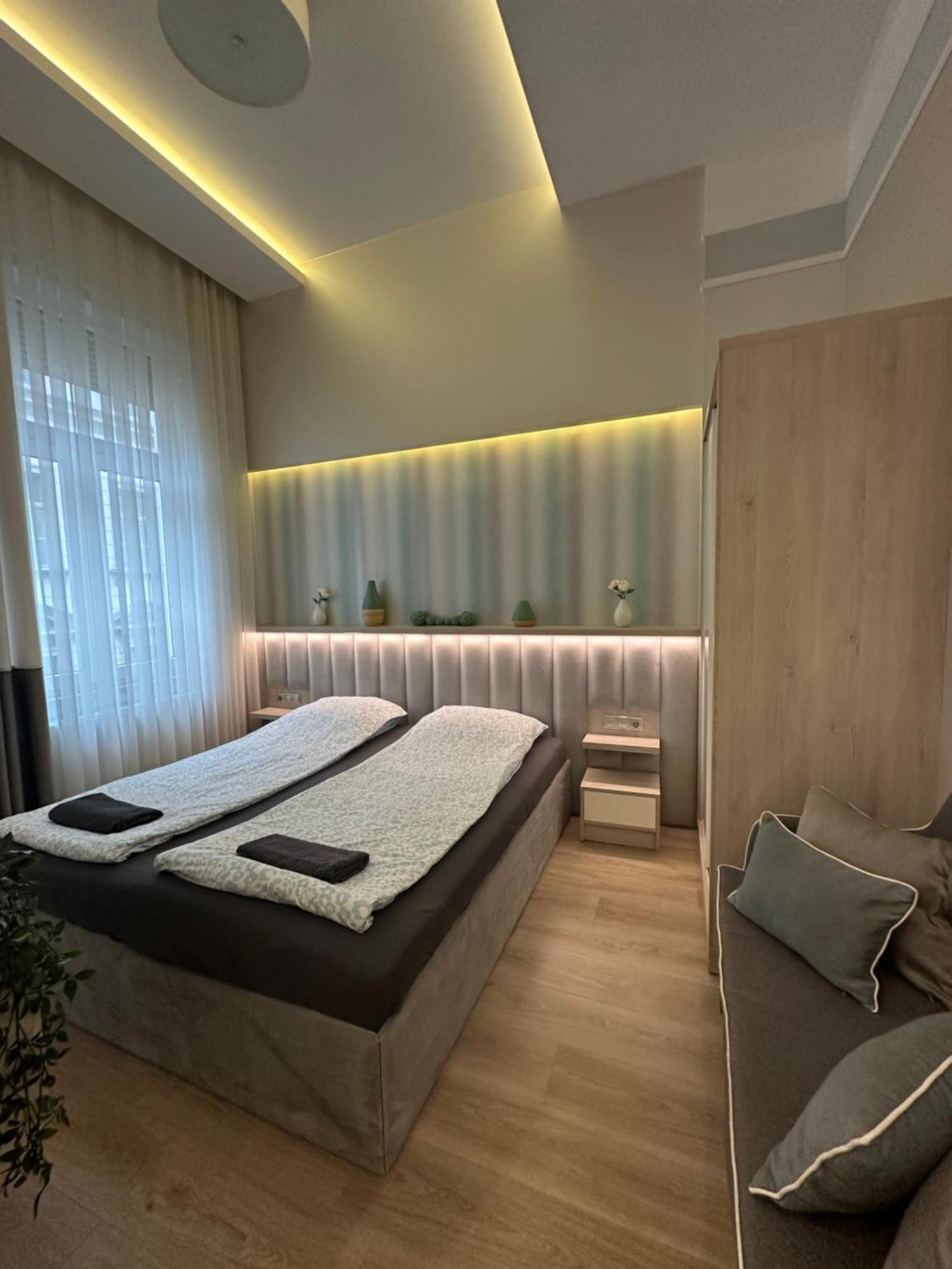 Revay 20 Suites By Corall Budapest Exterior photo