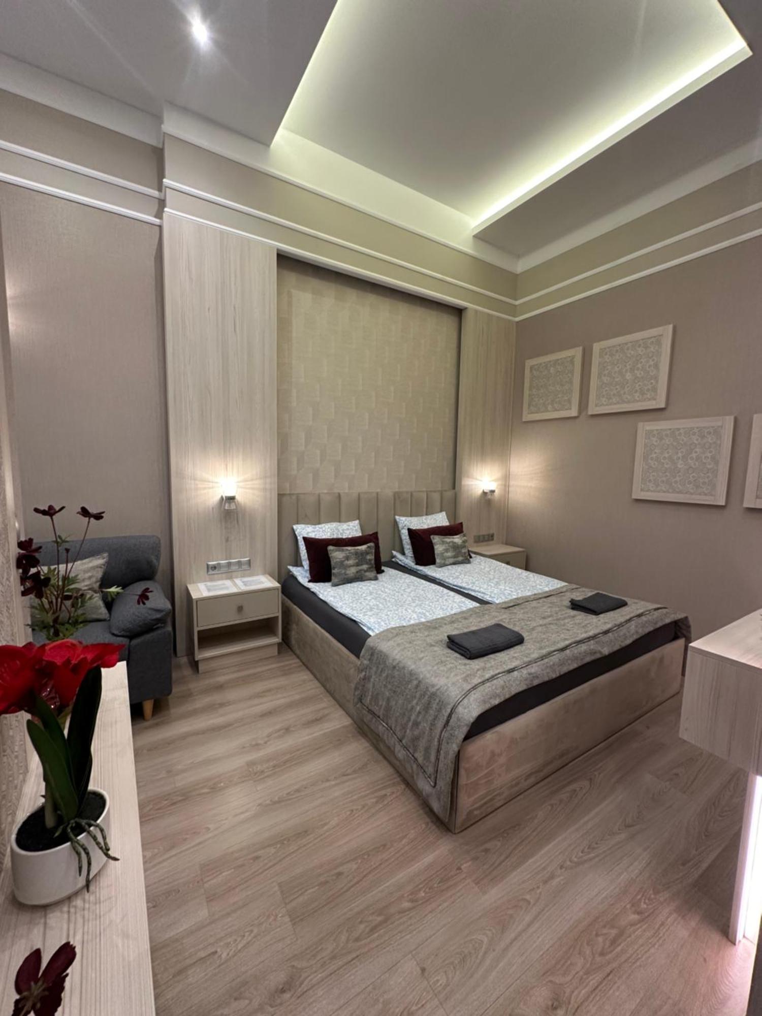Revay 20 Suites By Corall Budapest Exterior photo